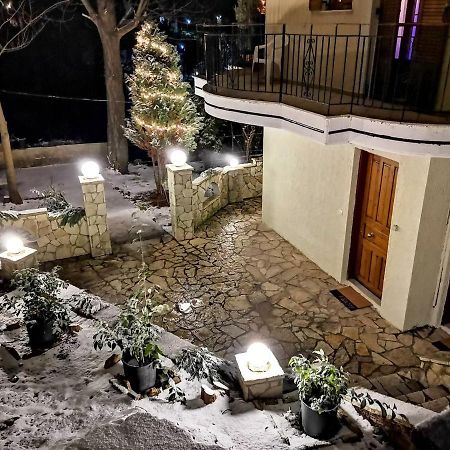 Keramidaki Mini Suites 4 Kalávrita Kültér fotó